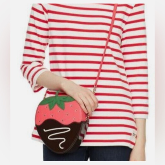 Kate Spade “Creme De La Crème” Chocolate Strawberry Leather Crossbody Bag Purse - Picture 9 of 9